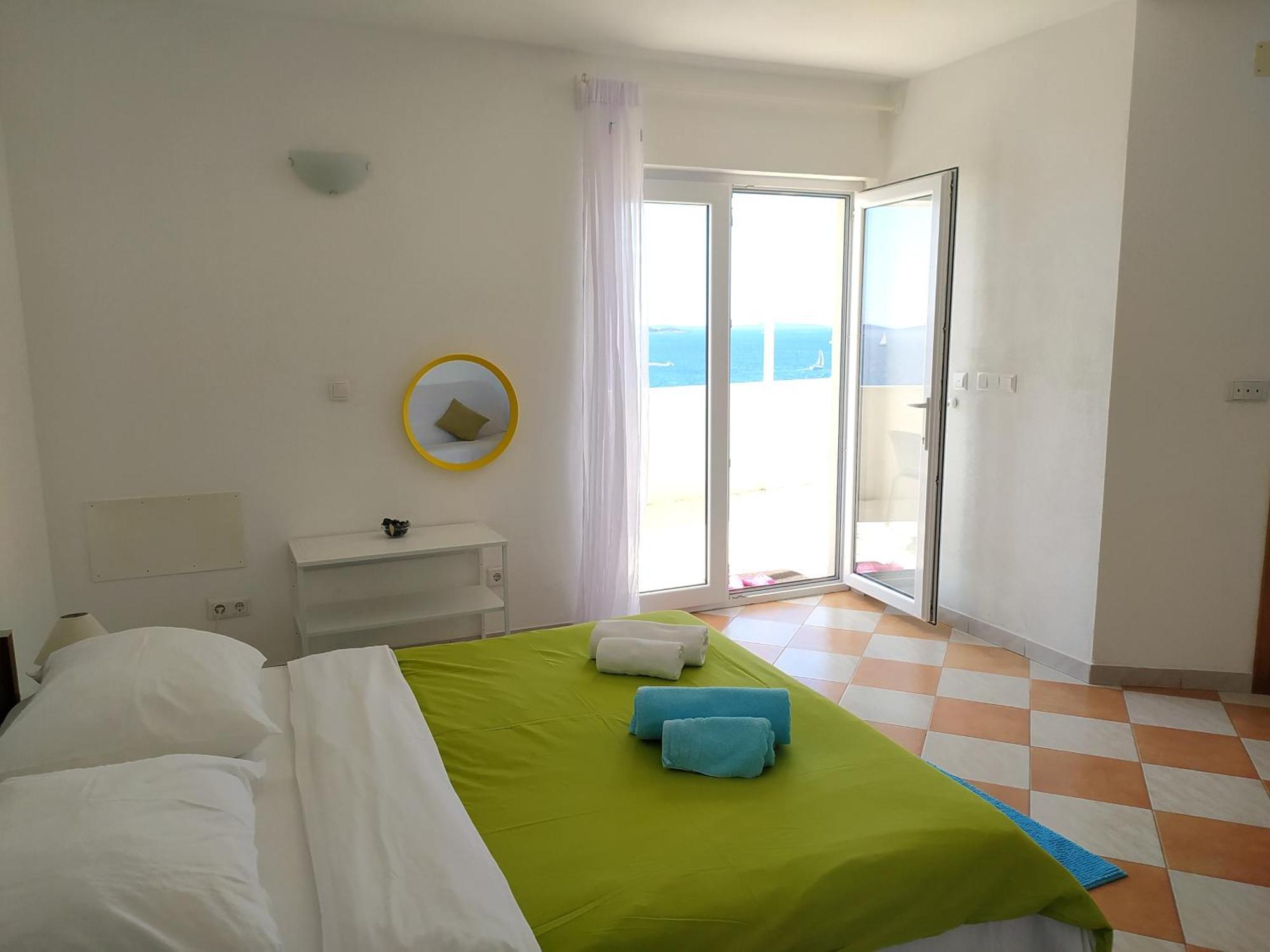 Apartmani Stine Donji Okrug  エクステリア 写真