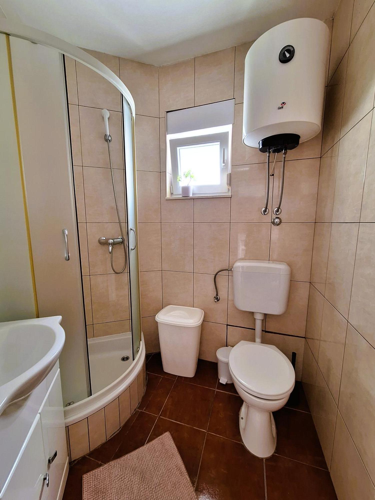 Apartmani Stine Donji Okrug  エクステリア 写真